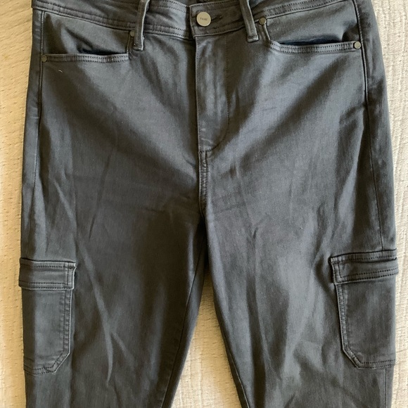 Paige Hoxton Skinny Cargo Pant. Size 29 - Picture 7 of 8